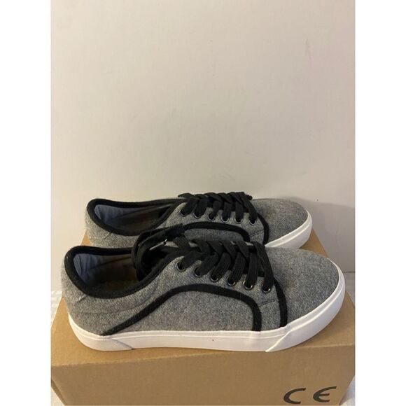 Rocket dog sneakers gray fleece size 7 shoes plush foam - Picture 1 of 3